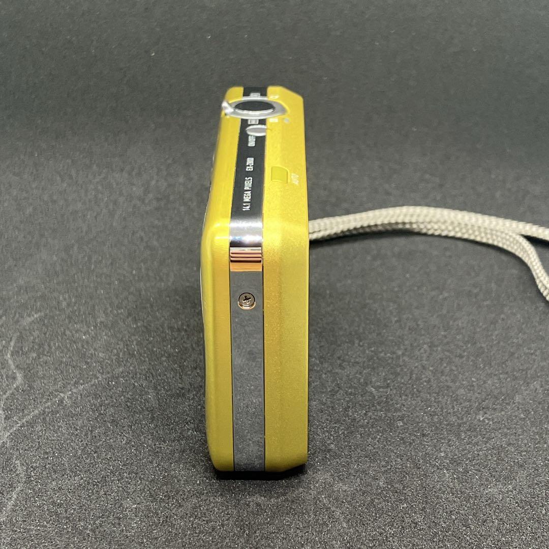 現状品　CASIO デジタルカメラ EXILIM EX-Z800 レモンイエロー