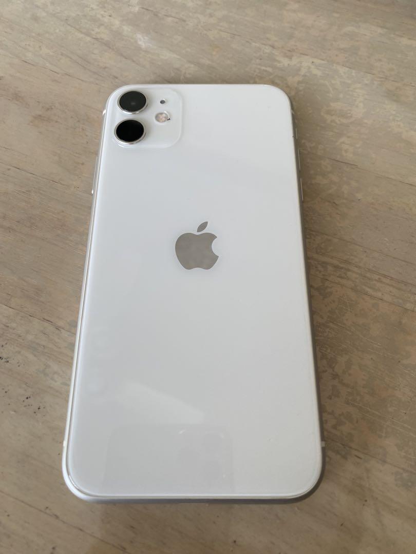 超美品　iPhone 11 64GB 本体のみ