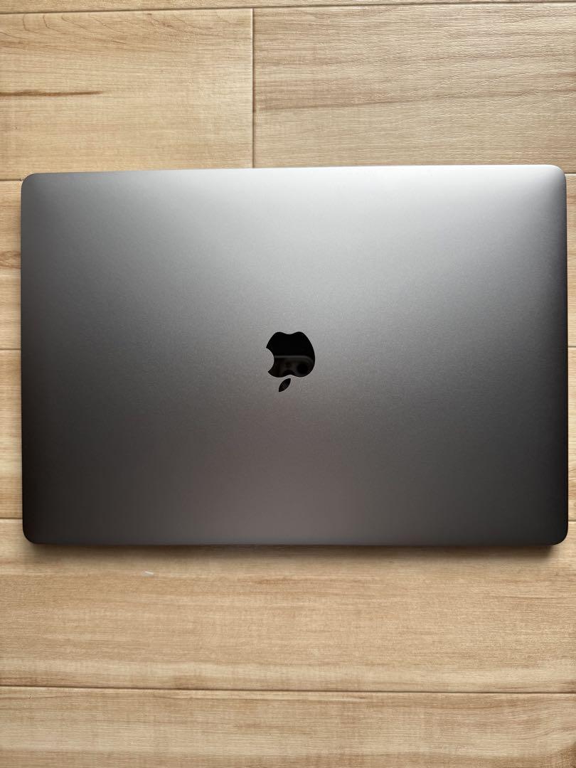 MacBook Pro2018 15インチ