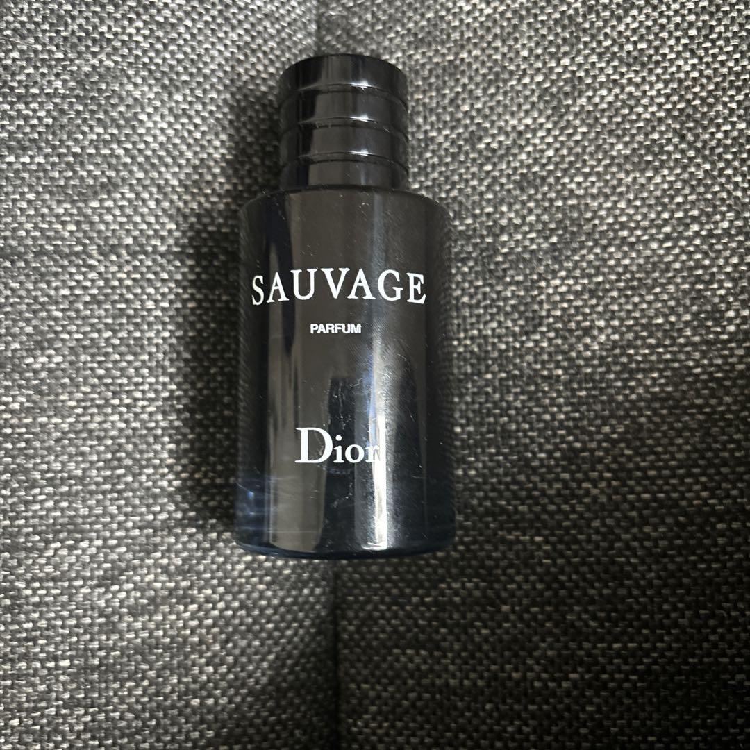 ソヴァージュ SAUVAGE PARFUM Dior