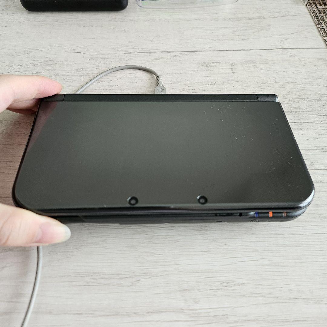 3DS本体ブラック(充電器付き/箱無し) 中古 箱無し】New 3DS LL ブラック本体 +充電器 カバー付き
