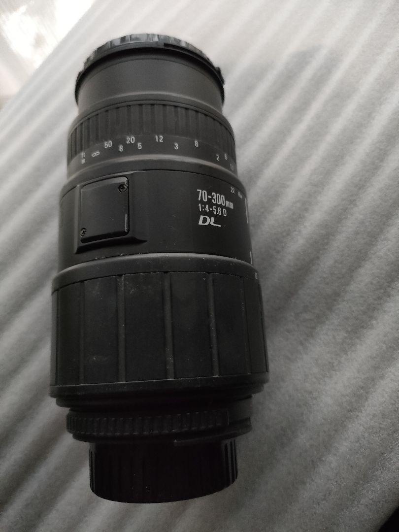 70-300mm 1:4-5.6 DL ズームレンズ
