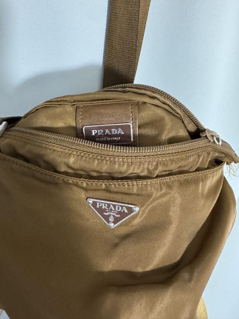 【PRADA】★送料・関税込★ナイロンバックルストラップサンダル ☆PRADA☆ナイロンバックル ストラップサンダル 靴・ブーツ