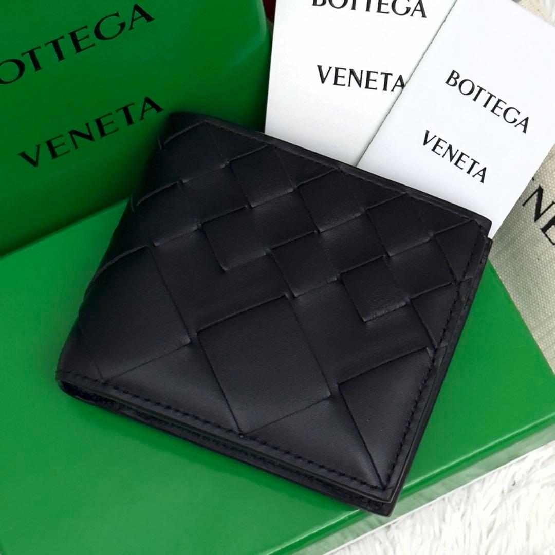 ほぼ RFID内蔵 BOTTEGAVENETA ボッテガ イントレ 財布Bottega Veneta
