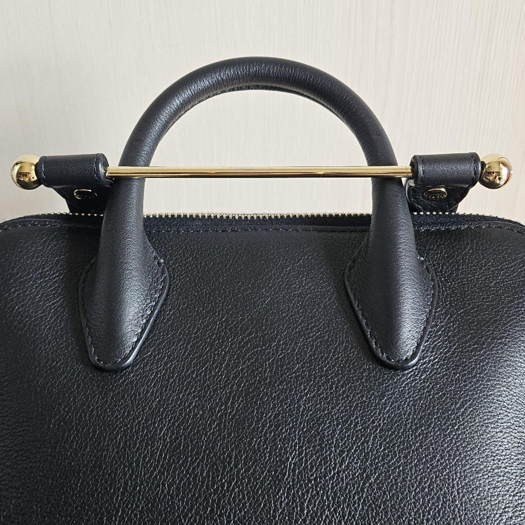 STRATHBERRY ショルダーバッグ ブラック 【購入時コメント不要です】