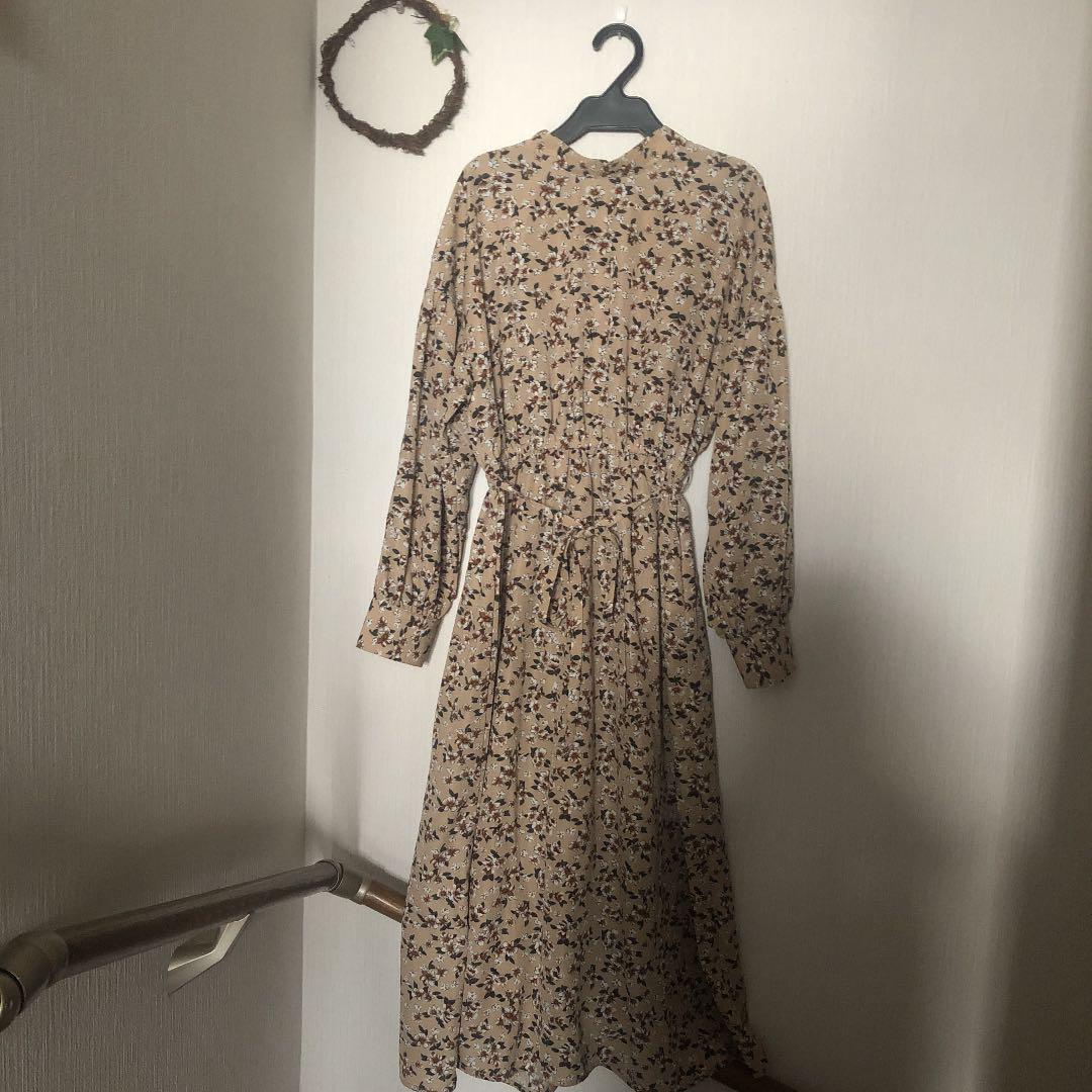 メルカリ Retro Girl 花柄 ロングワンピース レトロガール 2 500 中古や未使用のフリマ メルカリ Retro Girl 花柄 ロングワンピース レトロガール 2 500 中古や未使用のフリマ