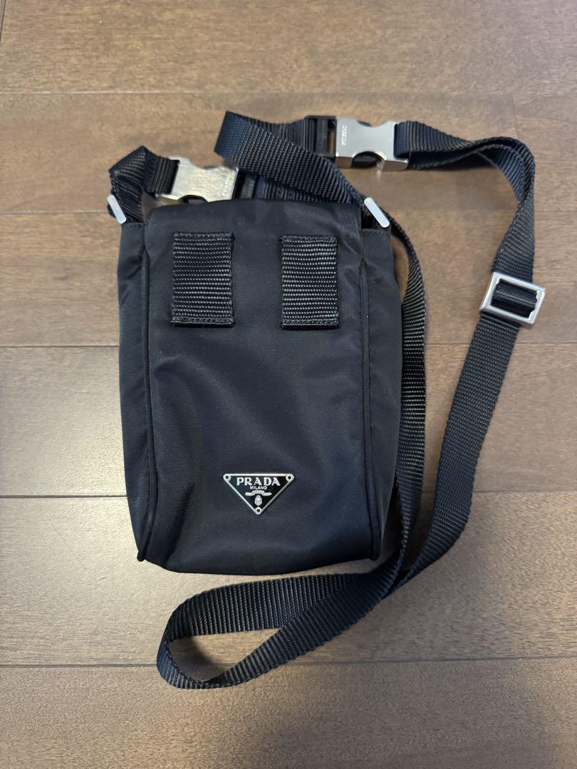 PRADA プラダ ショルダーバッグ ブラック スマホショルダー PRADA プラダ ショルダーバッグ ブラック スマホショルダー