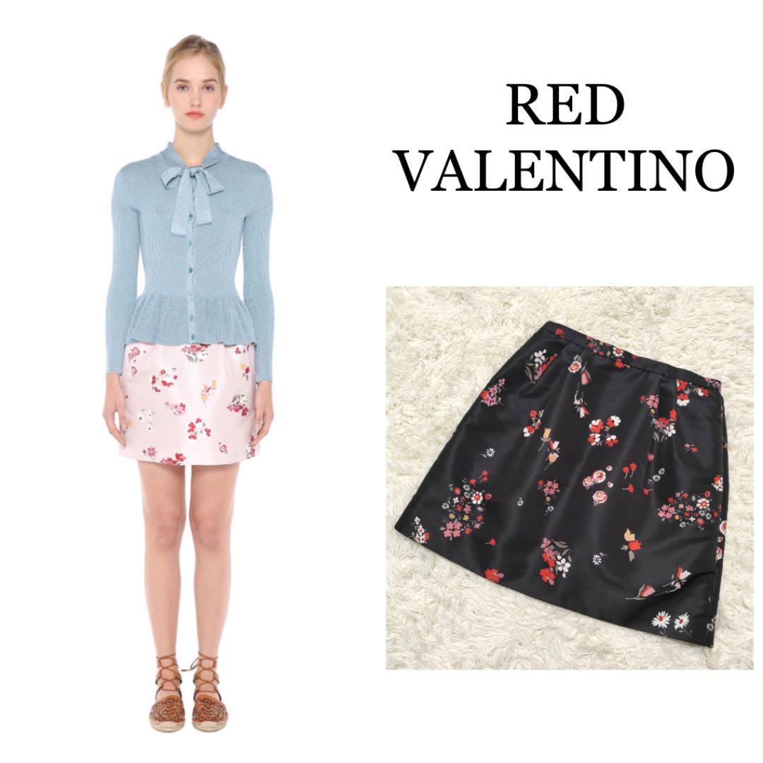 美品】RED VALENTINO ブーケットフラワープリントミニスカート 42 - メルカリ 美品】RED VALENTINO ブーケットフラワープリントミニスカート 42 - メルカリ