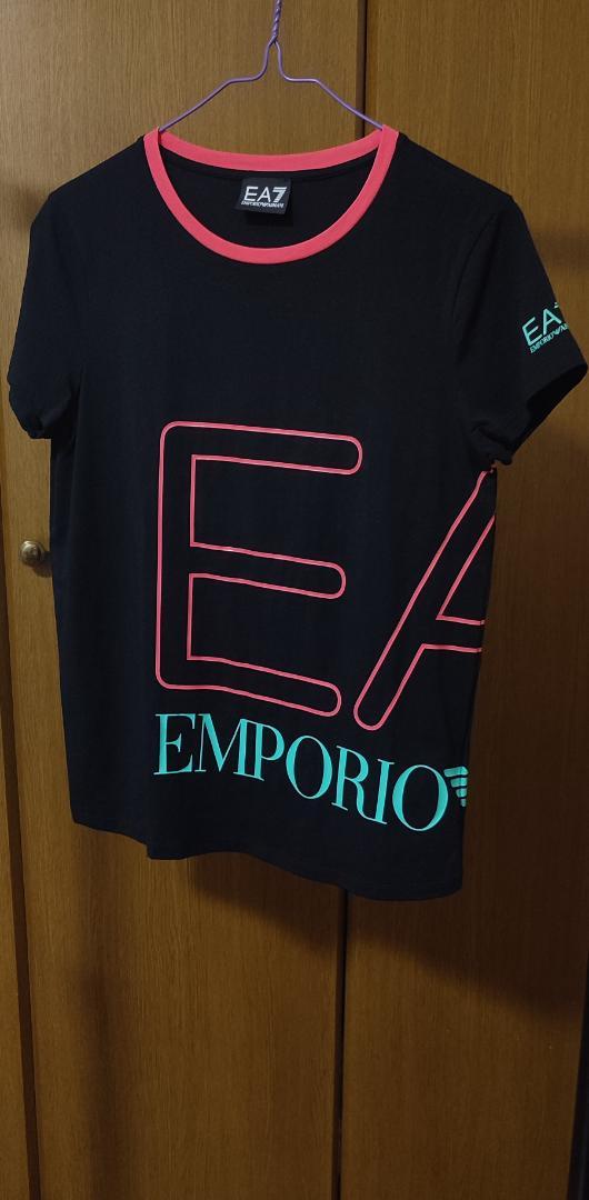 新品未着用　EMPORIO ARMANI EA7 エンポリオアルマーニ　Tシャツ