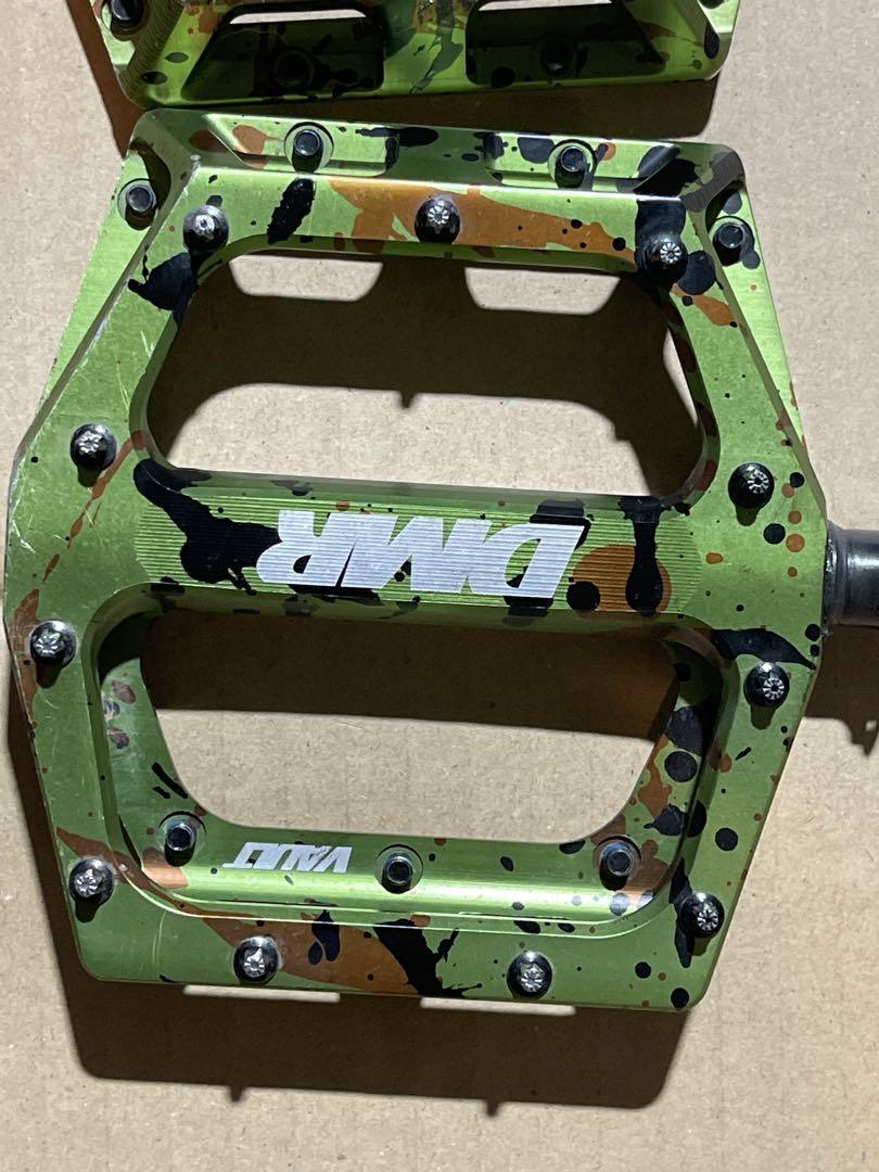 DMR VAULT ペダル 迷彩