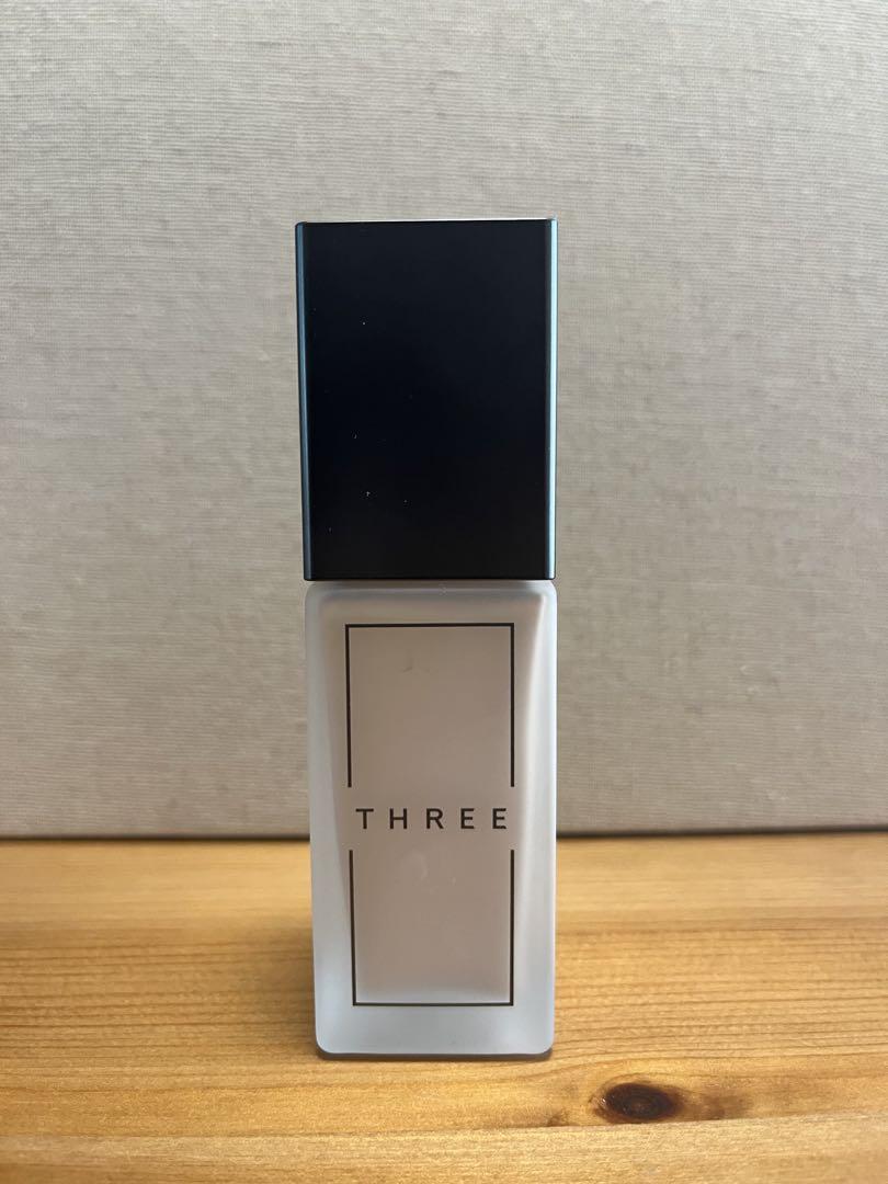 【数回のみ使用】THREE スムースエッジファンデーション 202