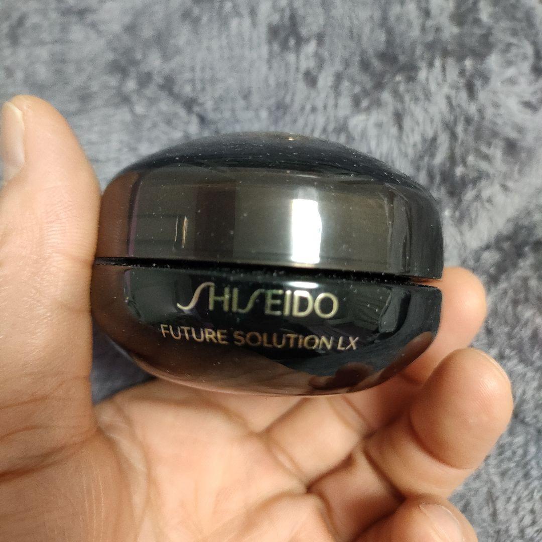 SHISEIDO FUTURE SOLUTION LX アイ&リップクリーム