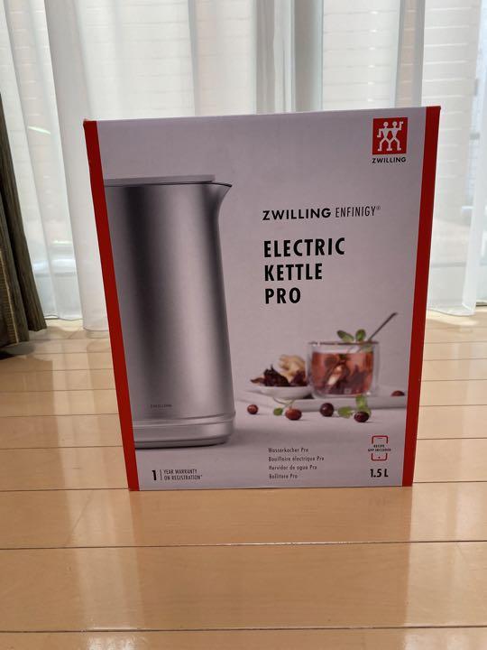 【2021福袋】
ZWILLING ツヴィリング 電気ケトルプロ 53101-600 調理器具 【2021福袋】
ZWILLING ツヴィリング 電気ケトルプロ 53101-600 調理器具