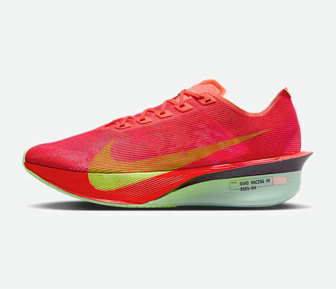 NIKE ヴェイパーフライ4