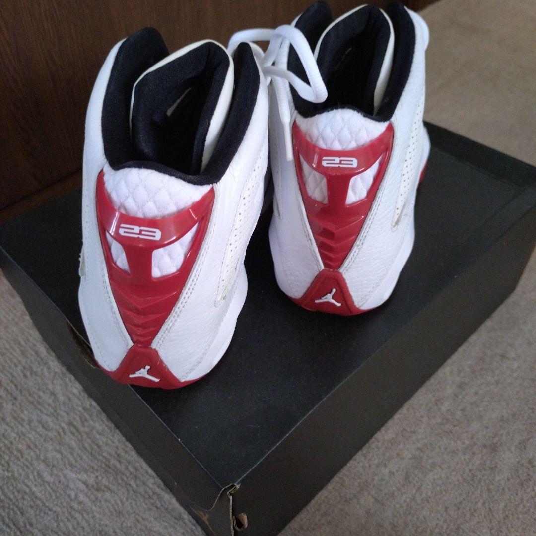 Jordan B'loyal 9.5 ホワイト/バーシティレッド