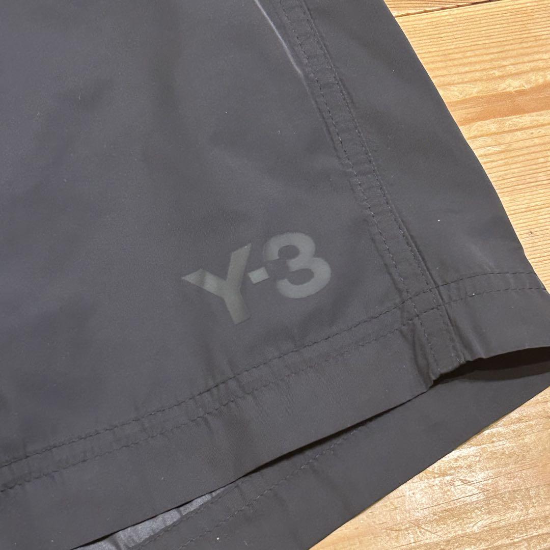 Y-3(ワイスリー)ハーフパンツ　ショートパンツ　ロゴ　S