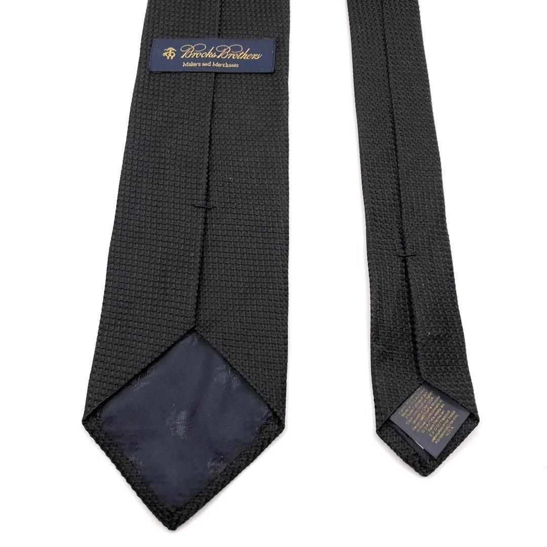 【美品】Brooks Brothers ネクタイ 無地 黒 ワッフル シンプル 【美品】Brooks Brothers ネクタイ 無地 黒 ワッフル シンプル
