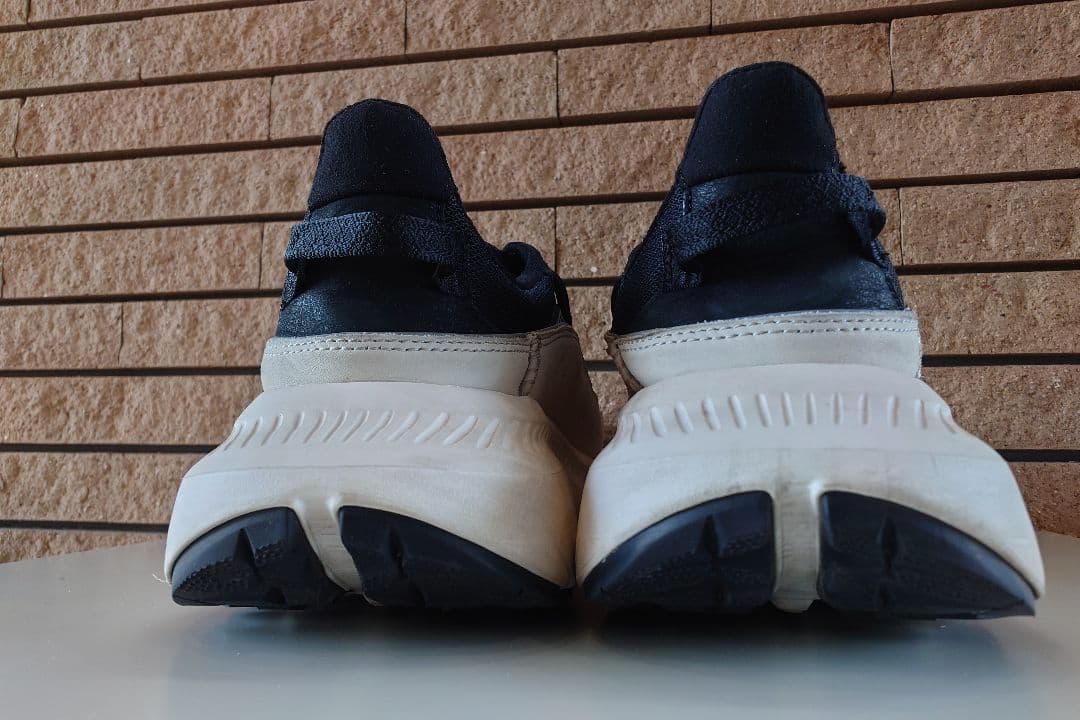 着用3回☆UGG CA805 V2 Slide 厚底スニーカー 26cm アグ