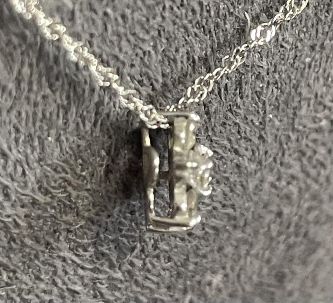 k14WG トップ　フラワーダイヤモンド0.20ct