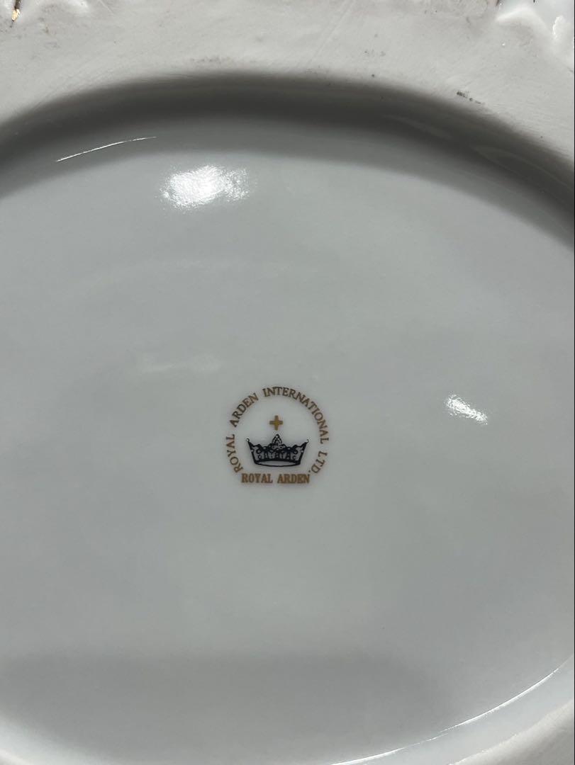 【送料込み】ROYALARDEN 陶器置物　インテリア　フラワーバスケット　カゴ