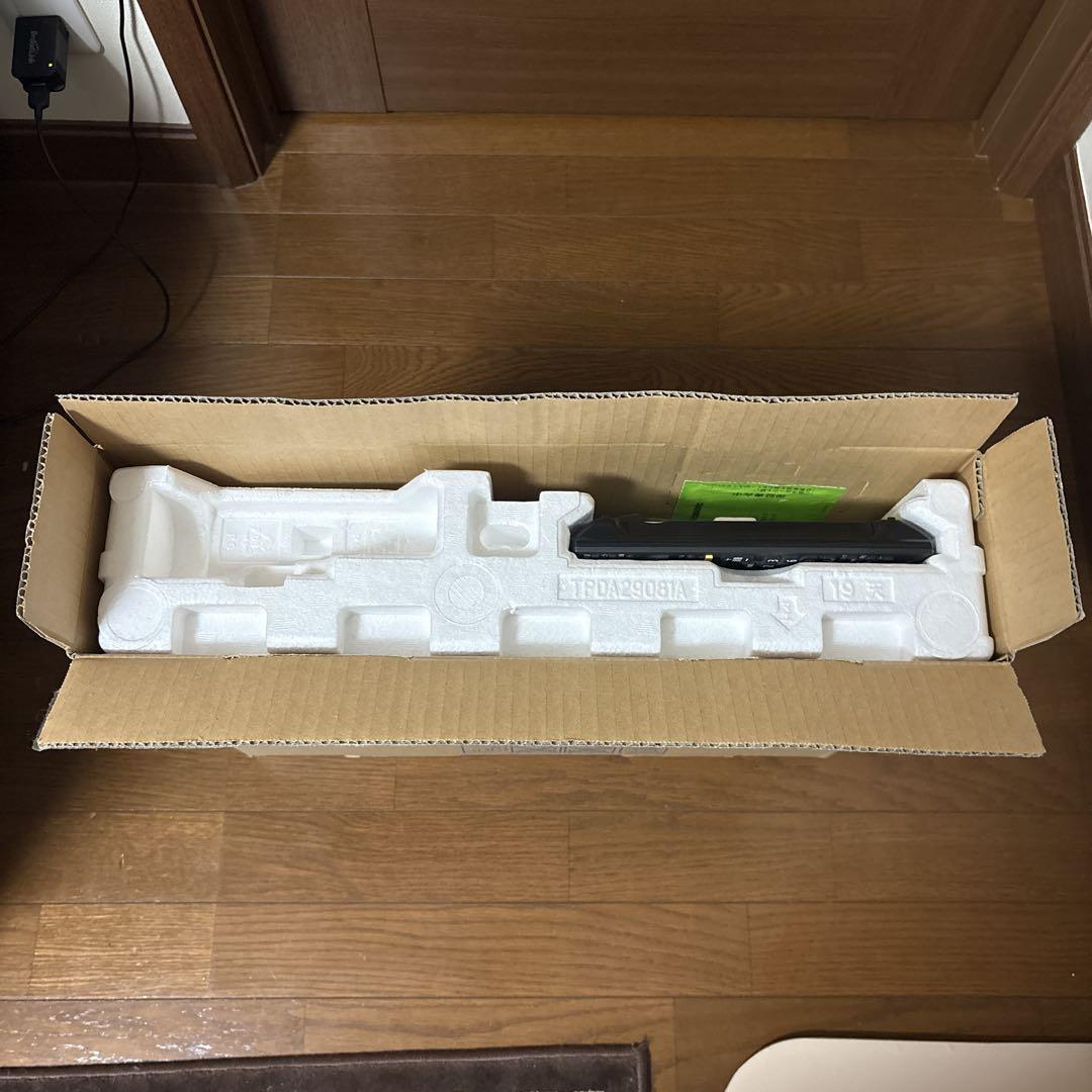 Panasonic VIERA 19インチ LED TV TH-19C305
