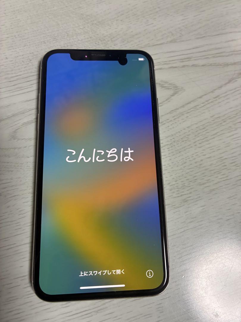 iPhone X 液晶一部不良、付属品イヤホン、ケース等 iPhone X 液晶一部不良、付属品イヤホン、ケース等