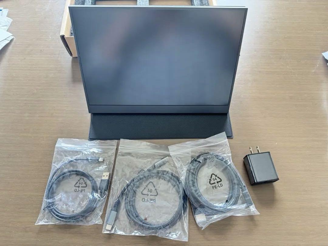 A04」Acouto XC12 モバイルモニター