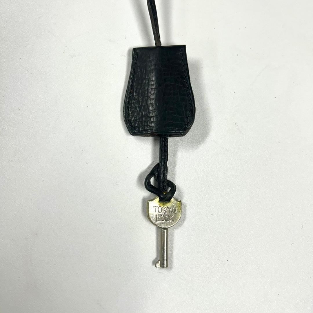 美品 極上レザー 横長 デザイン ダレスバッグ