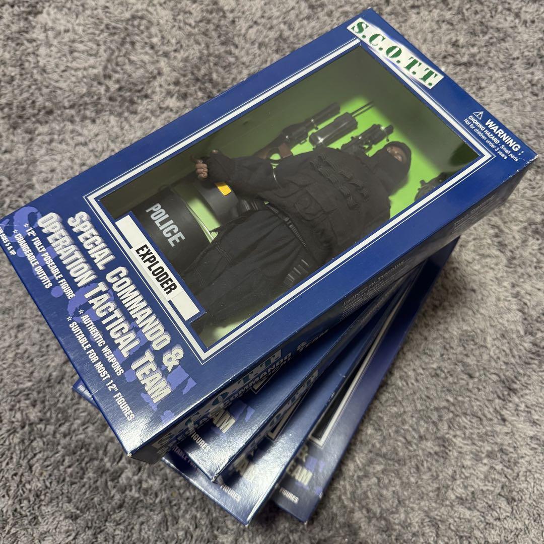 警察機動隊ブロンズ像 記念品 - メルカリ