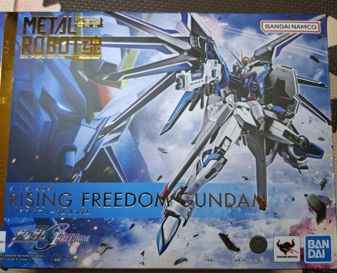 METAL ROBOT魂ライジングフリーダムガンダム