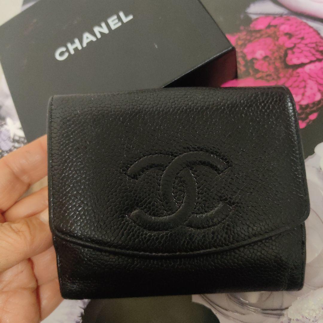 春先取りの シャネル（CHANEL）ココマーク｜Wホック二つ折り財布