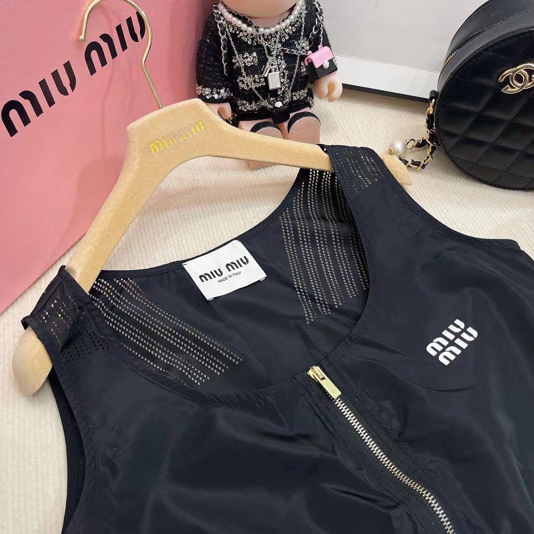 ✳️人気新作 新品 Miu Miuミュウミュウ　トップス