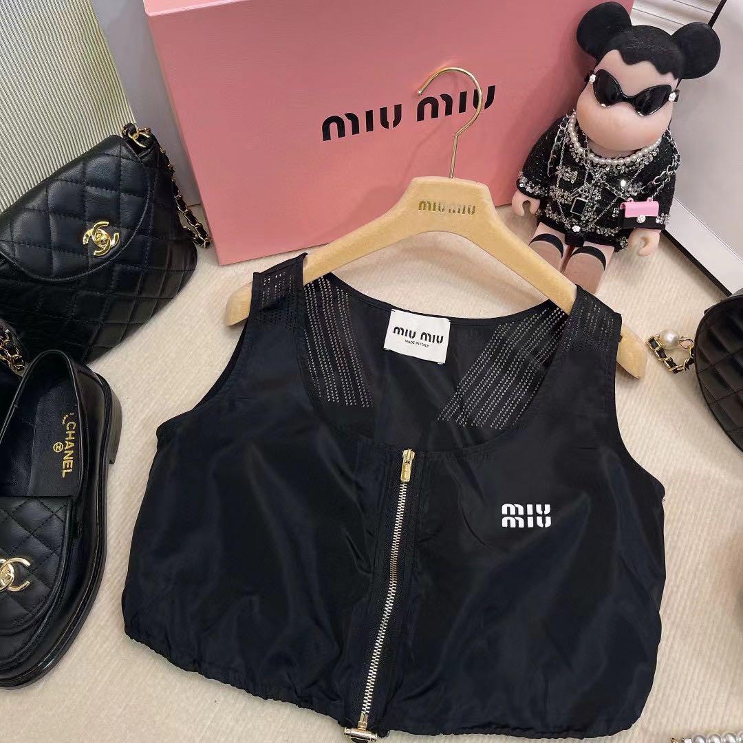 ✳️人気新作 新品 Miu Miuミュウミュウ　トップス