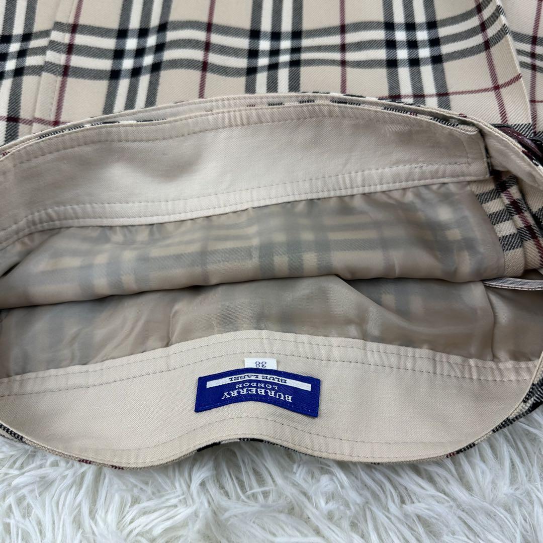 極美品 バーバリー BURBERRY LONDON ノバチェック柄 スカート