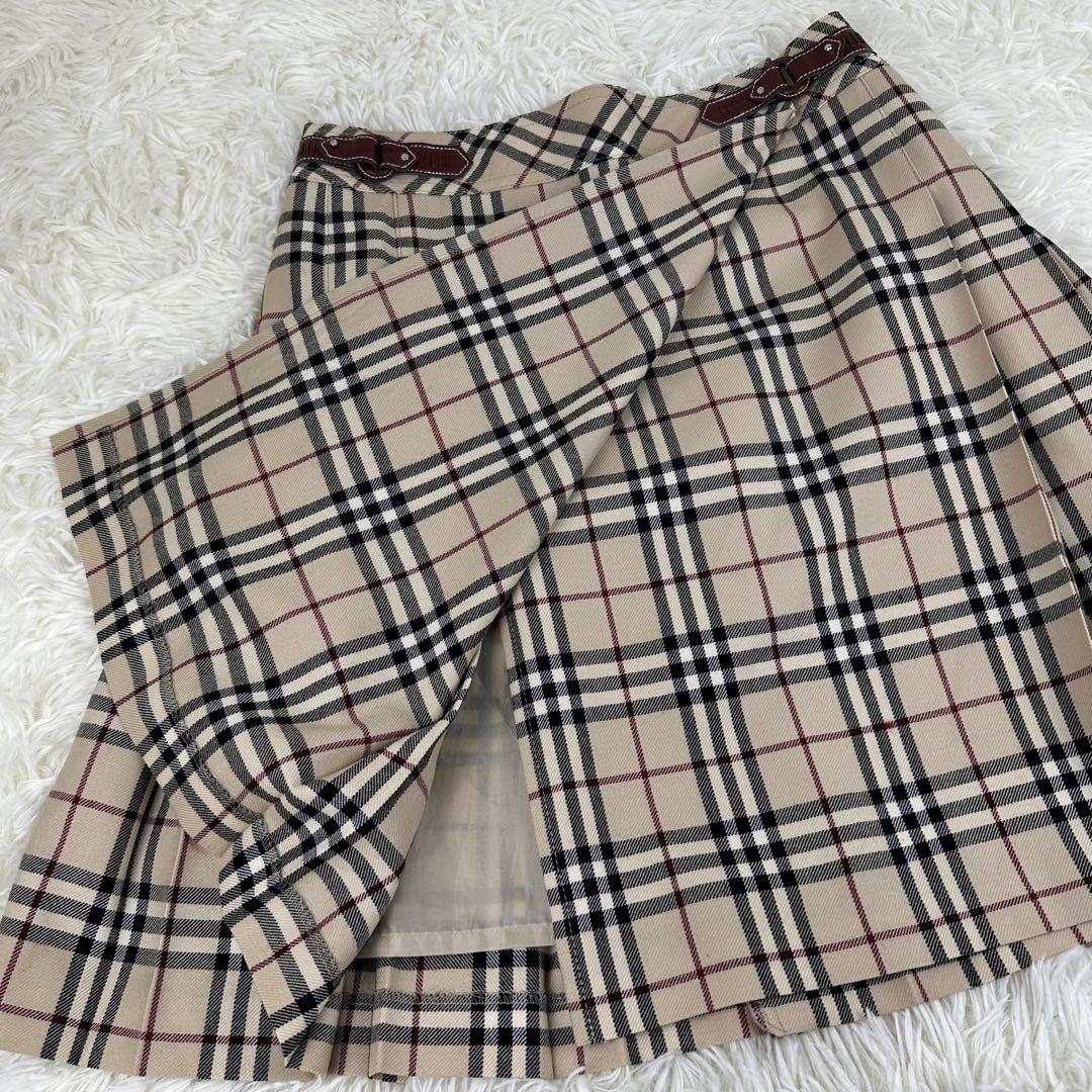 極美品 バーバリー BURBERRY LONDON ノバチェック柄 スカート