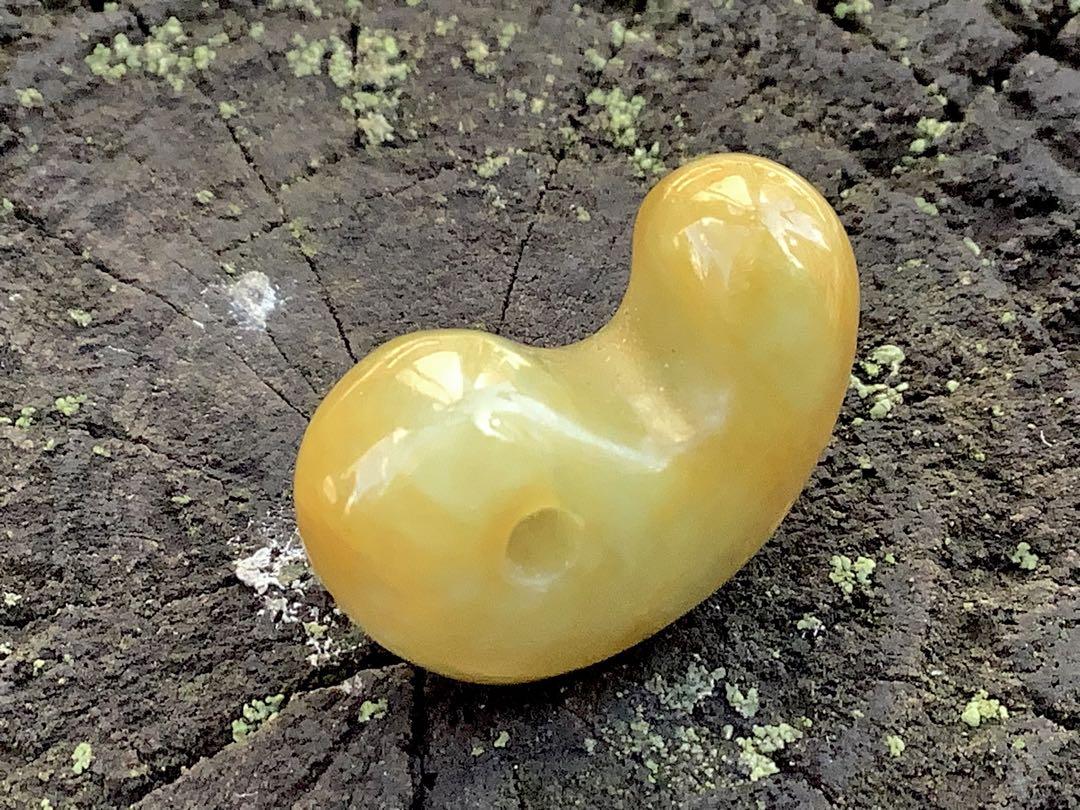⭕️超極上レア物 ✳一番数少ない幸運の黄色‼️ 幻の糸魚川翡翠