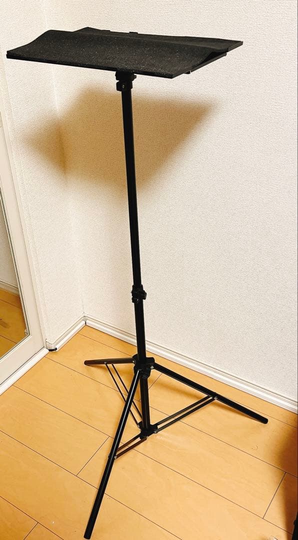 YOWHICK プロジェクター本体＋スタンド