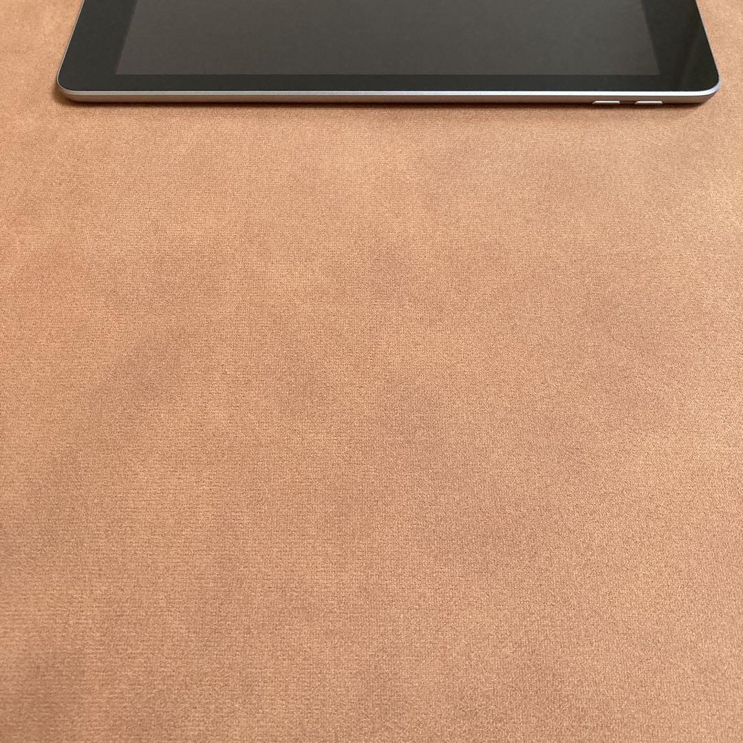 460 電池良好☆比較的美品☆iPad6 第6世代 32GB WIFIモデル☆