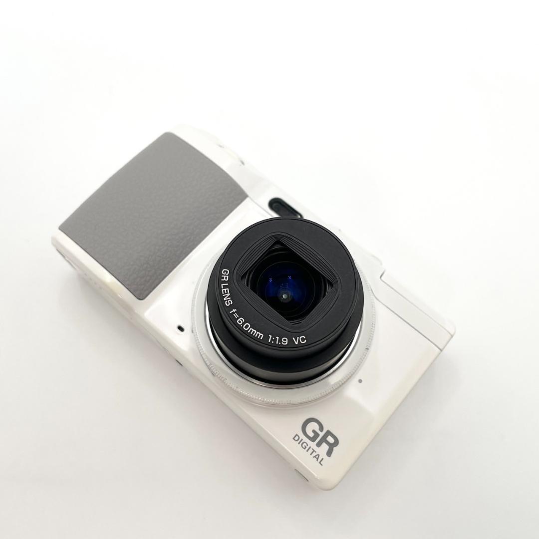 【美品】  RICOH リコー GR DIGITAL IV ホワイトエディション