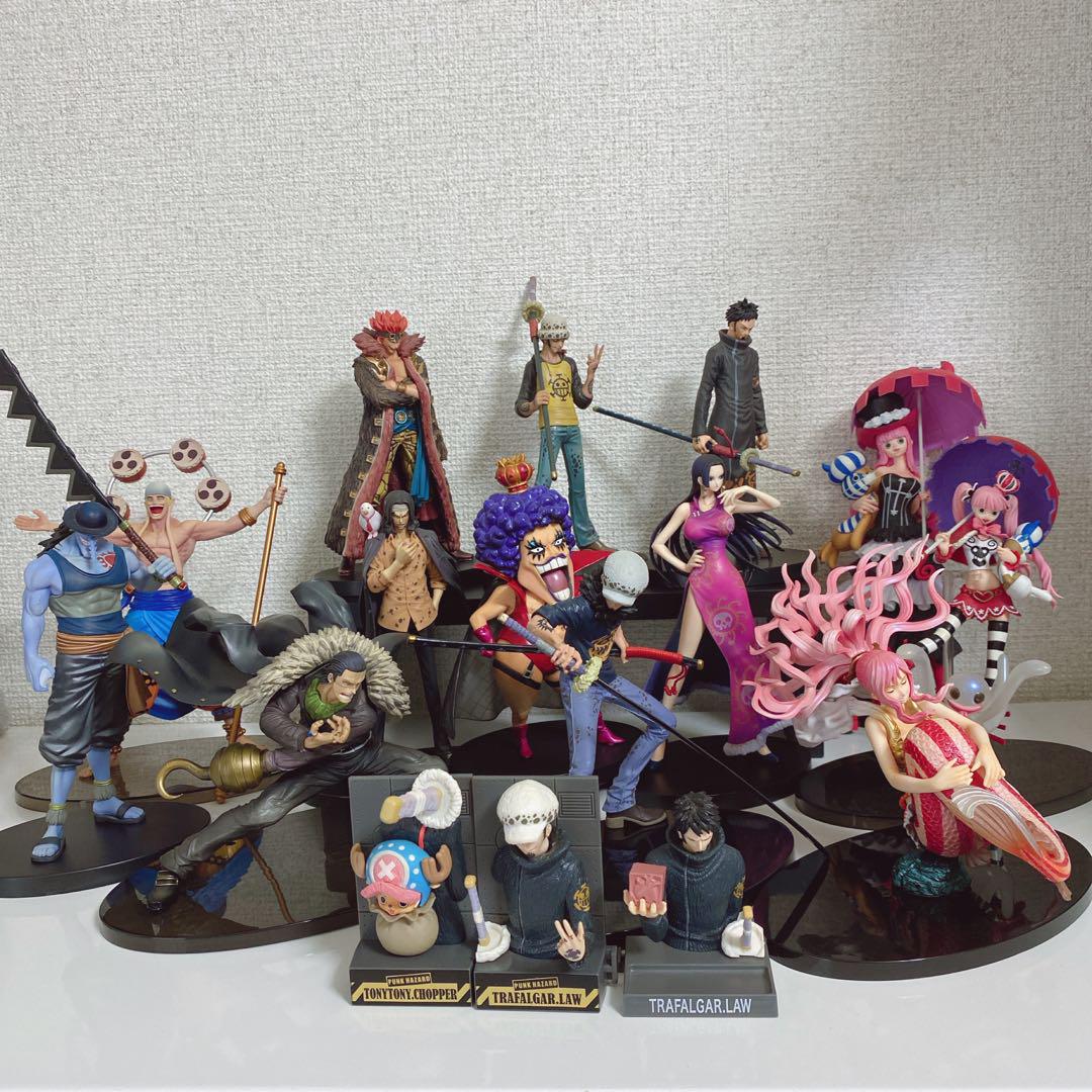 ワンピース1〜80巻まとめ売り＋限定特典＋ローのフィギュア ワンピース フィギュア まとめ売り - コミック・アニメ新 発売