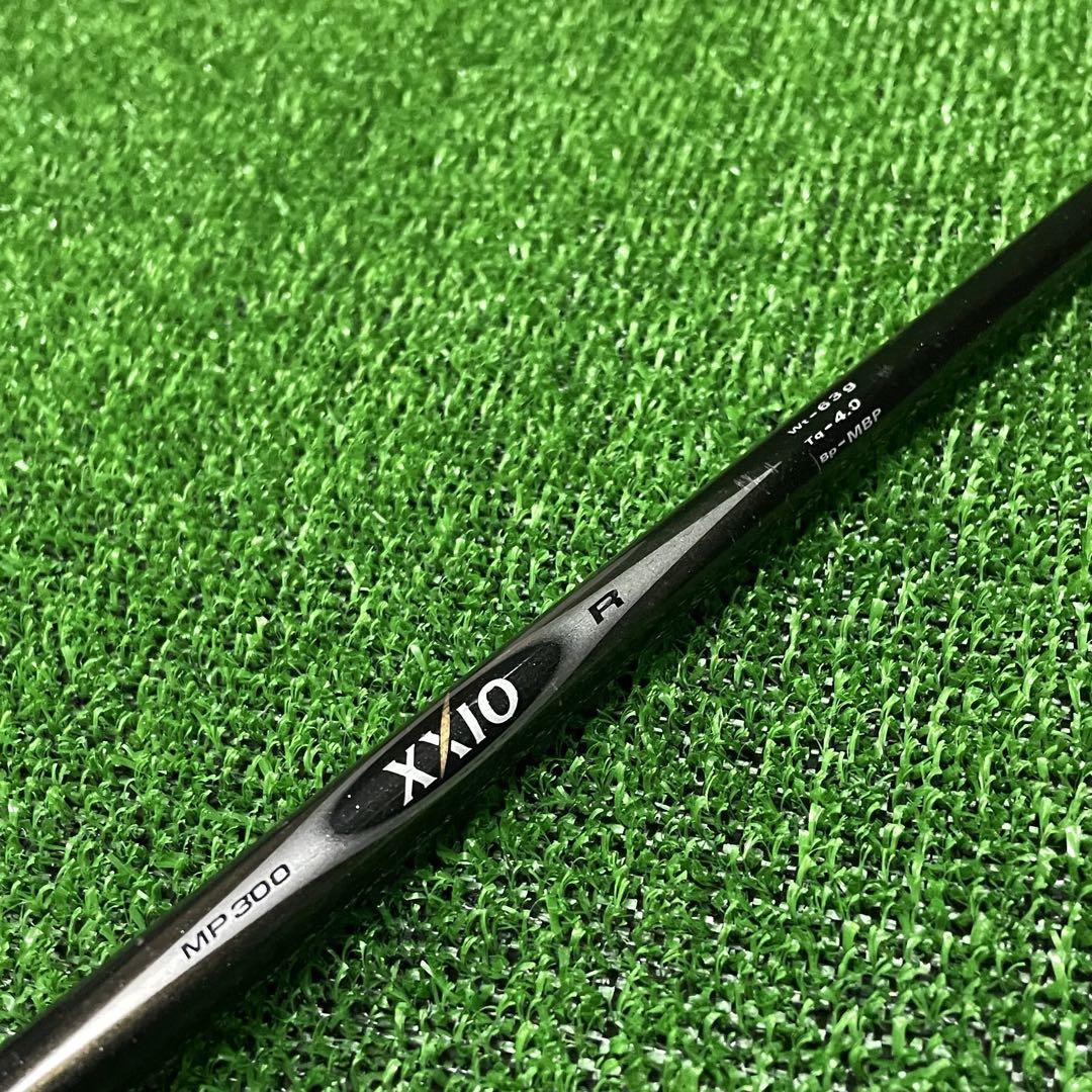 ダンロップ　XXIO ゼクシオ　アイアン　2004 PW 右　3代目　MP300