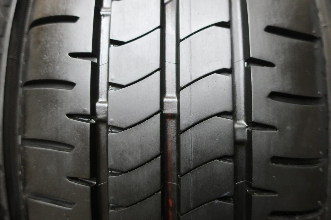新品同様　うすイボ　2022年　ブリヂストン　ニューノ　215/60R16　国産 新品同様 うすイボ 2022年 ブリヂストン ニューノ 215/60R16