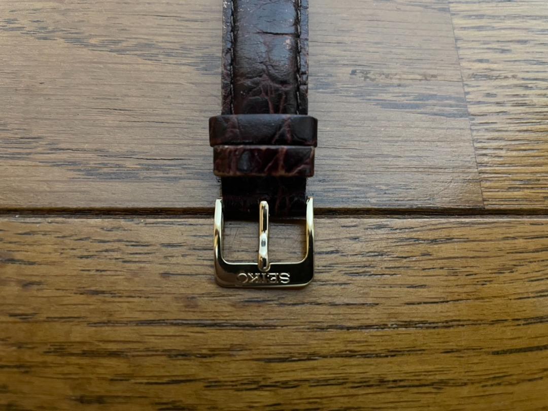 SEIKO ゴールド