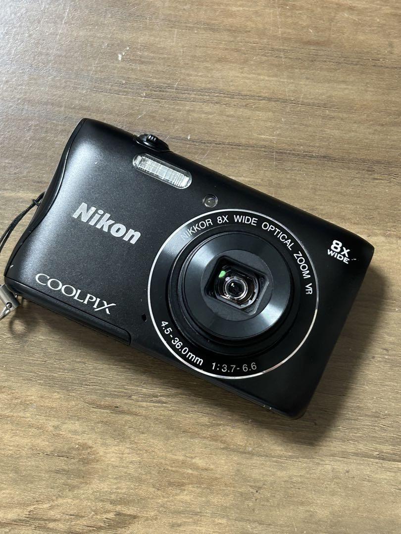 美品　Nikon ニコン COOLPIX S3700 デジタルカメラ ブラック