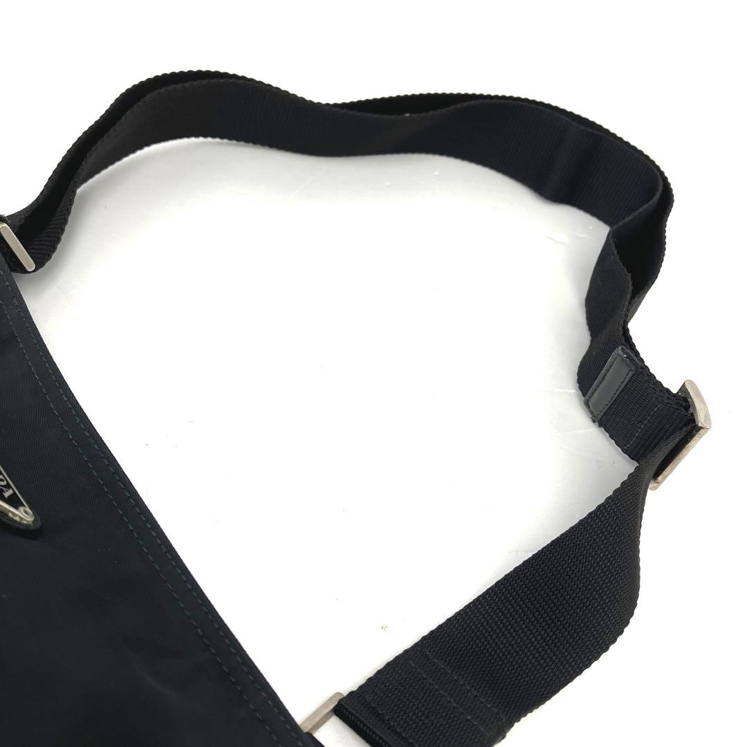PRADA ショルダーバッグ