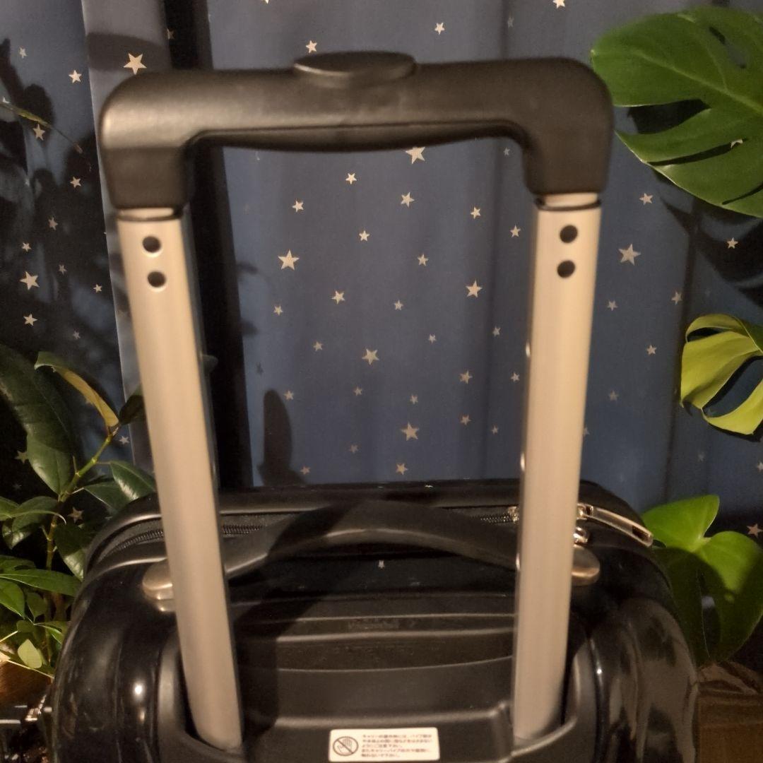 Solare ブラック キャリーケース Solare ブラック キャリーケース