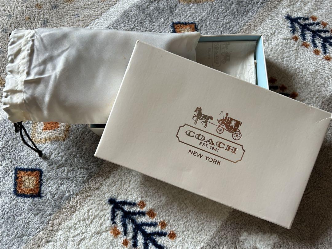 新品、未使用！COACH ブラウン 長財布 保存袋、箱付き