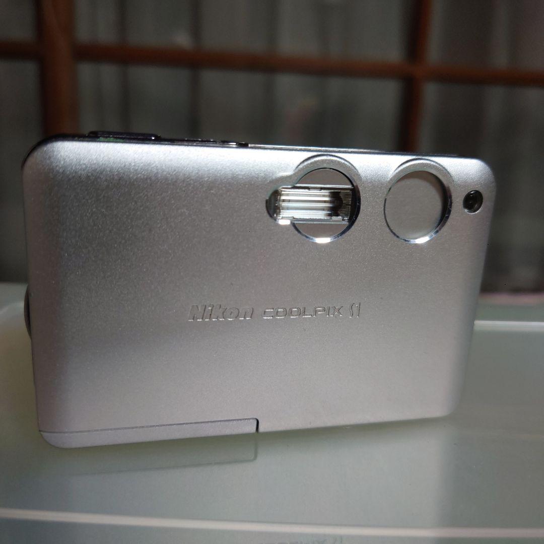 Nikon Coolpix コンパクトデジタルカメラ