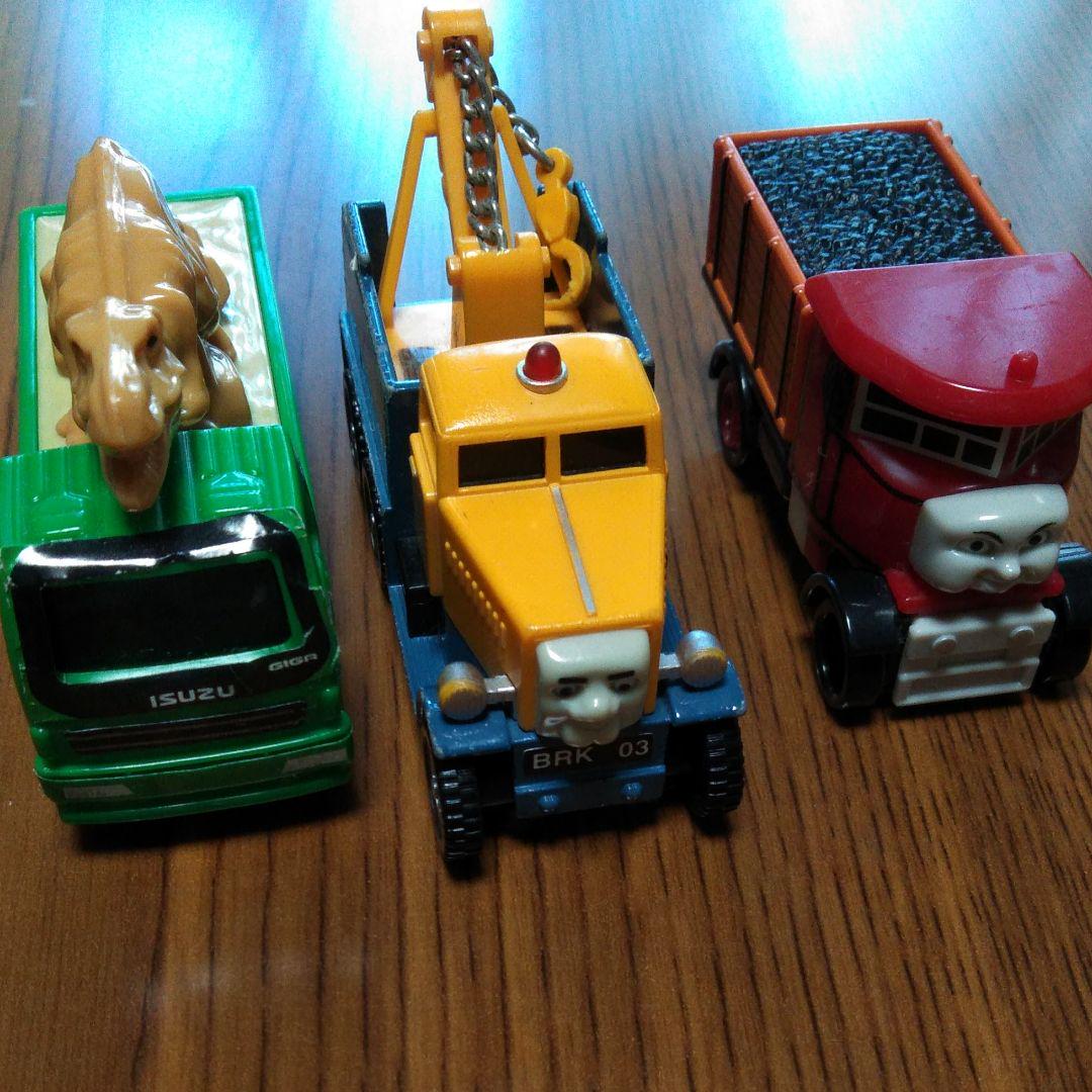 メルカリ きかんしゃトーマス 車 トラック セット ミニカー 800 中古や未使用のフリマ メルカリ きかんしゃトーマス 車 トラック セット ミニカー 800 中古や未使用のフリマ