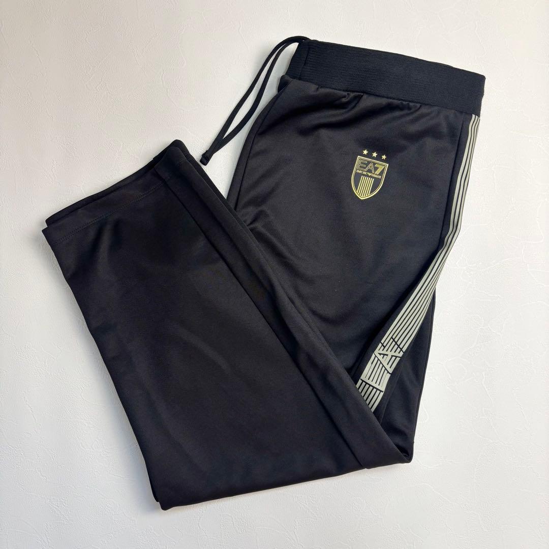 美品✨EMPORIO ARMANI EA7 トラックパンツ XL ワッペン 黒